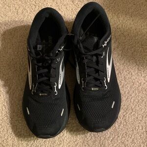 LN Brooks Black and Gray Gore Tex 14 Ghost Athletic Shoes Size 11